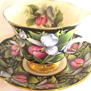 Royal Albert Provincial Flowers Lady Slipper Tea Cup and Saucer, Gold Trim H230